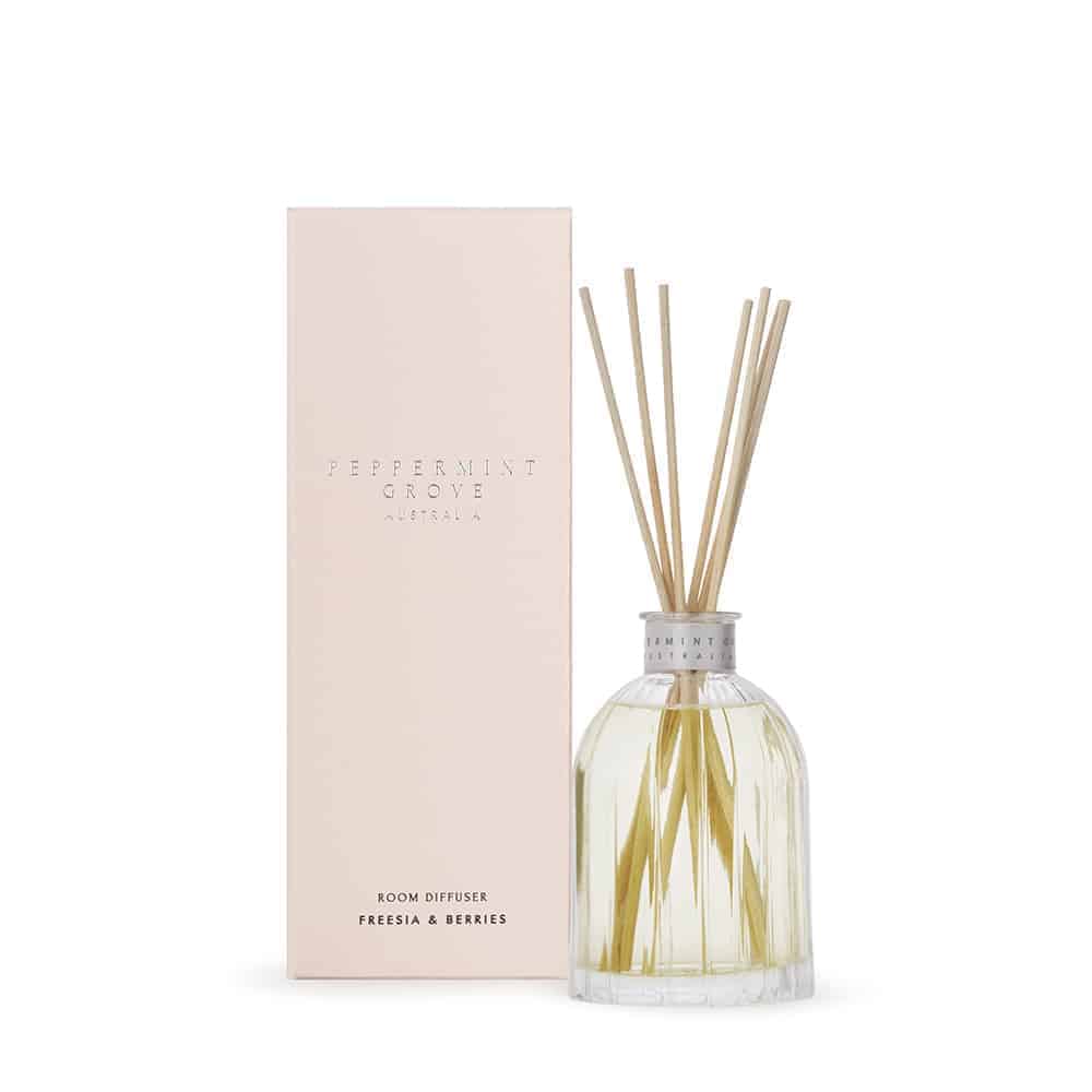 Medium Diffuser 200ml Freesia & Berries