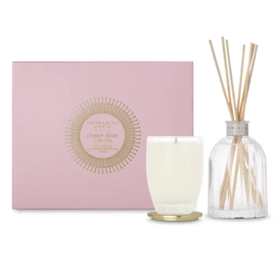 Passion Berry Pavlova gift set